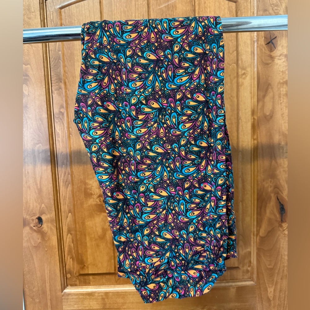 LuLaRoe TC Leggings (Fit Sizes 12-18)